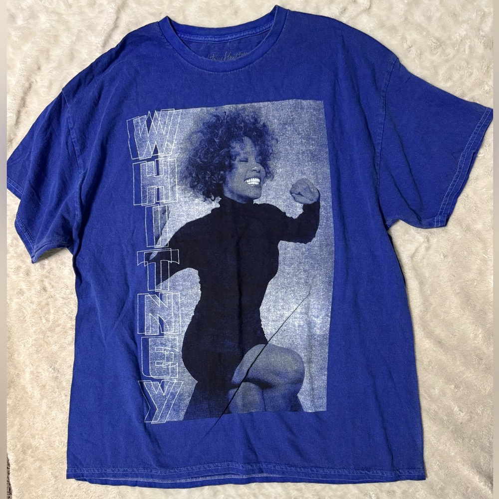 NWOT- WHITNEY HOUSTON Grunge Graphic Band Tee Short Sleeve